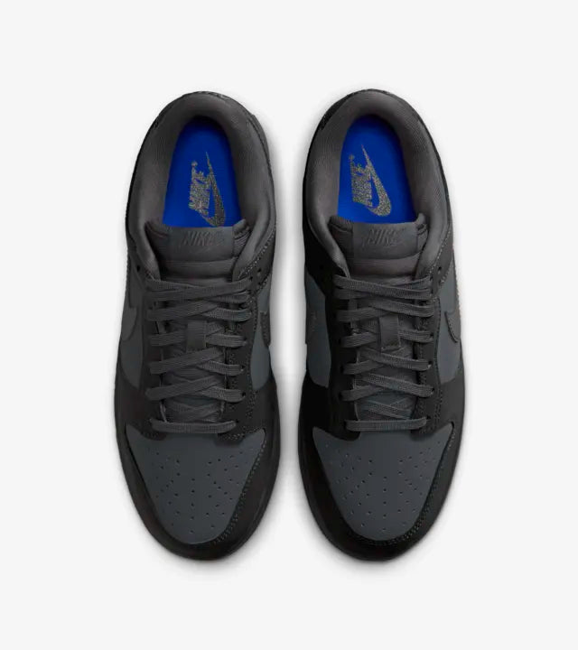 Nike Dunks Low - Black and Anthracite